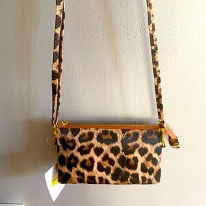 CROSSBODY MULTI-COMPARTMENT CHEETAH PRINT FAUX FUR